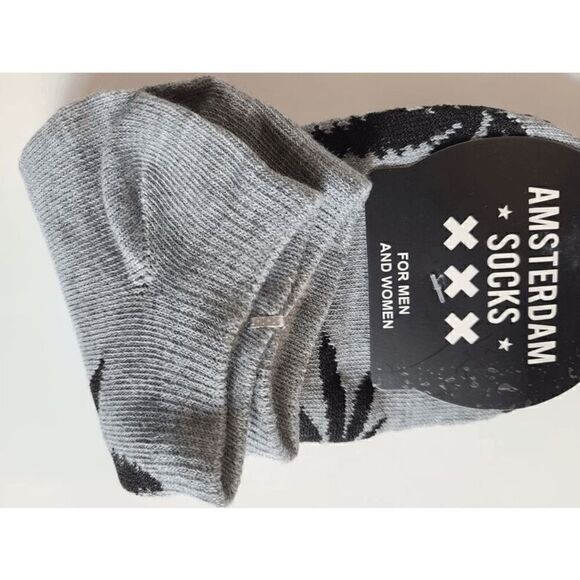 Amsterdam Souvenir Weed Leafs Unisex Gray Short Socks NWT - Picture 4 of 7